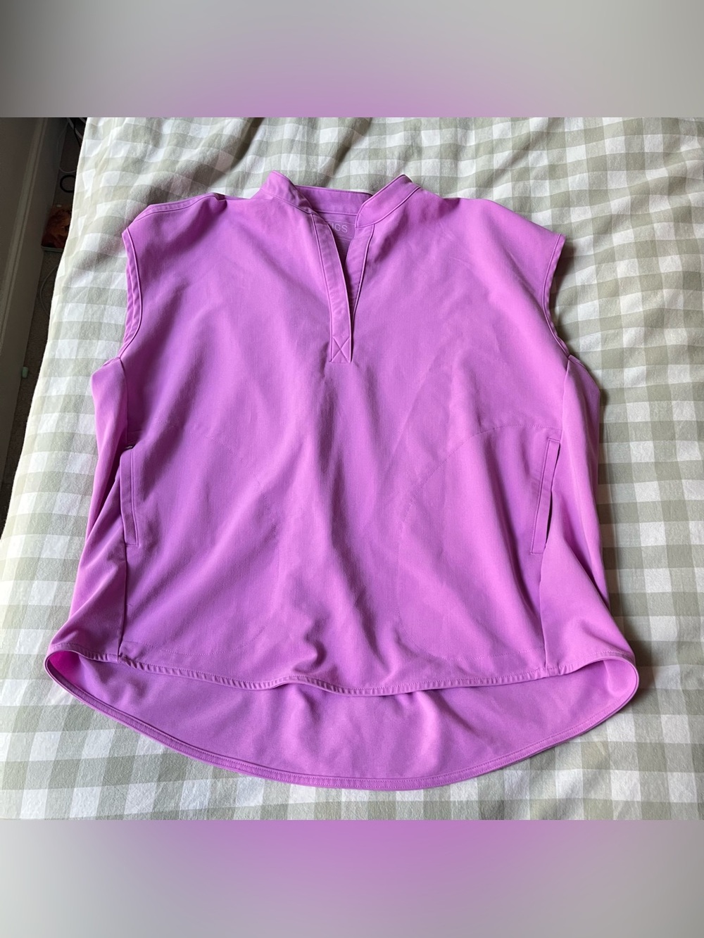 Figs Women's Rafaela Pink Scrub Top Pockets